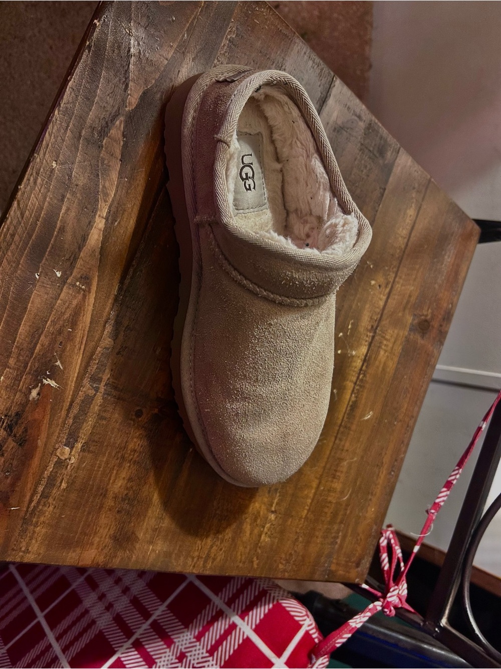 UGG Kids Slip-On Shearling Lined Clog in Chestnut Tan